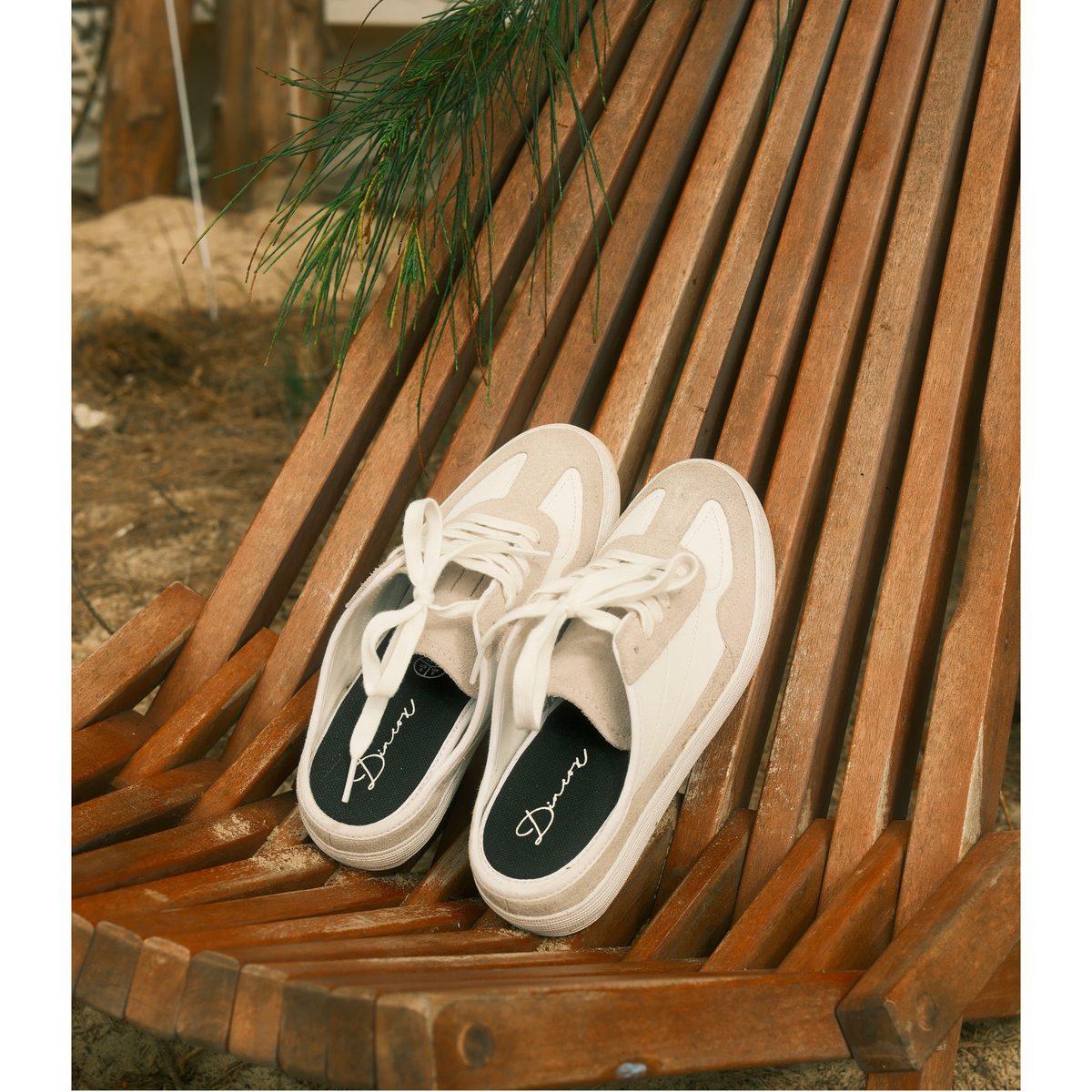 DC37 LAZY MULE - OFF WHITE